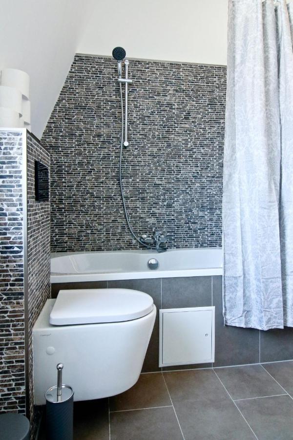 Apartmondo Ferienwohnungen Wuppertal Wichlinghaus 外观 照片